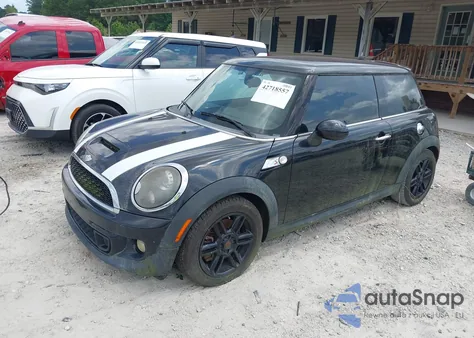 2013 Mini Hardtop Cooper S z USA, uszkodzony, nr VIN WMWSV3C50DT478150